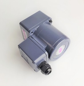 Motoreduktor  15W 230VAC  8obr/min 7.84Nm